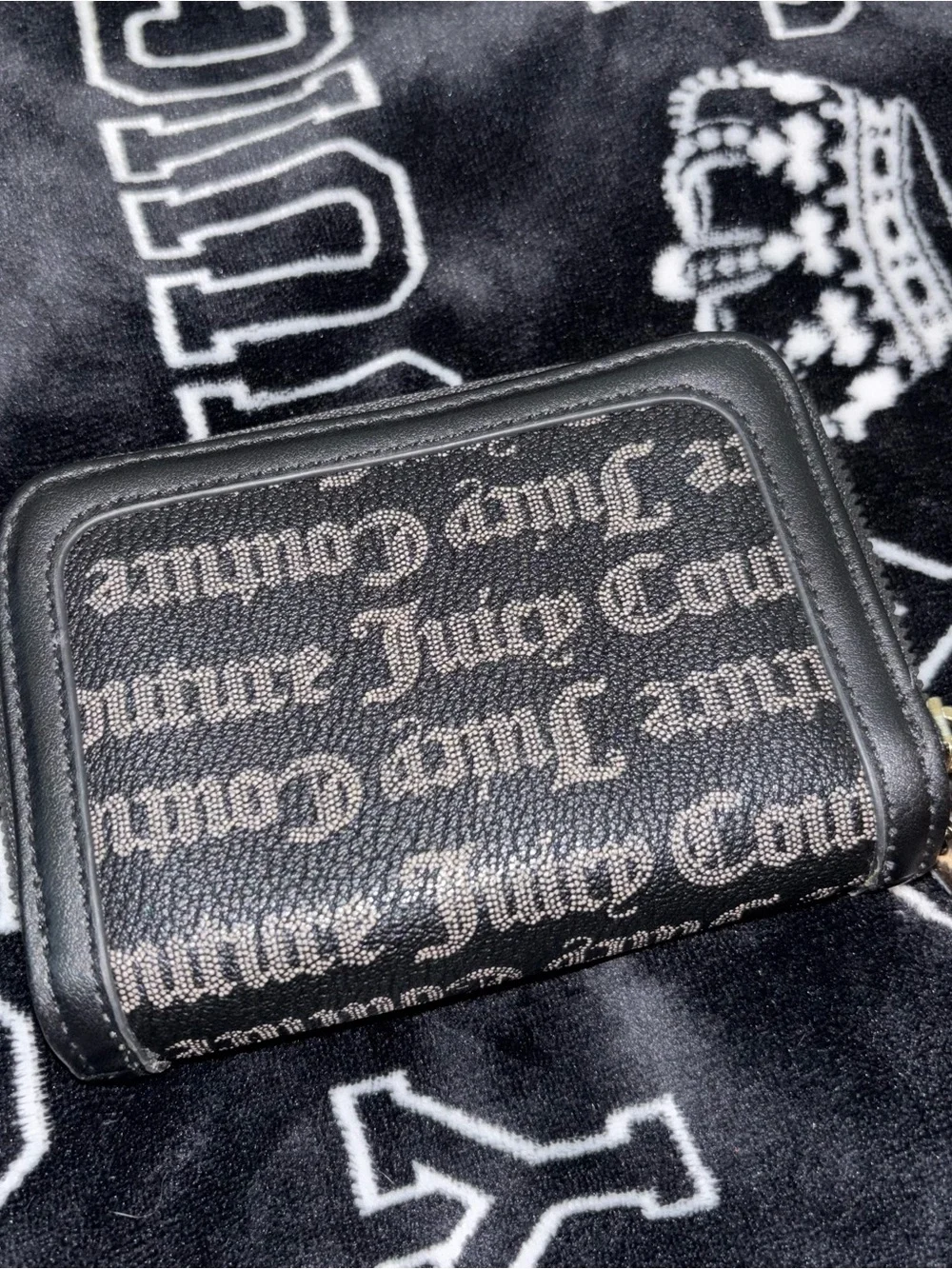Juicy Couture Black Logo Zip Wallet with Gold Heart Charm